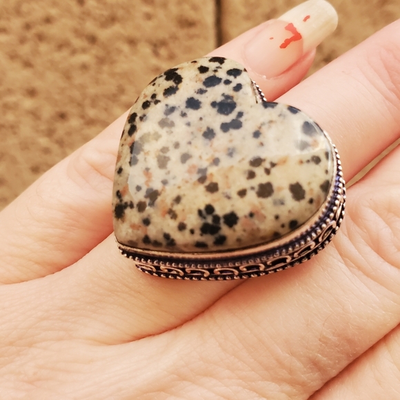 New Oversized Heart Shaped Dalmatian Jasper 925 Silver Statement Ring. - Picture 7 of 11